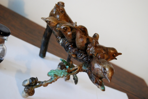 Bronze Wren Family Oak indoor by Sculptress JOEL