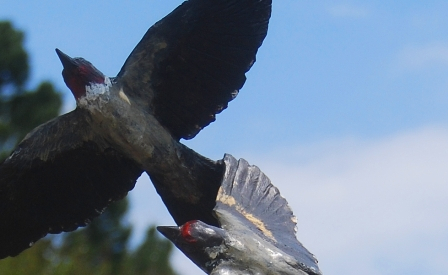 Close up of Goldfinch bronze sculpture