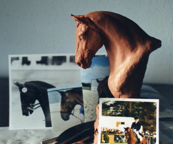 Making of Dressage Horse Sculpture Virtu