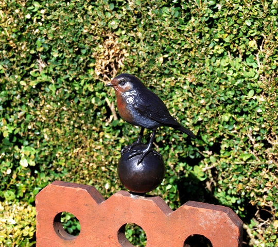 Robin Home Roof Close up Bronze Robin