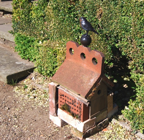 Robin Home Roof