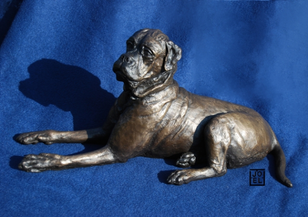 Sculpture of Bull Mastiff lying down
